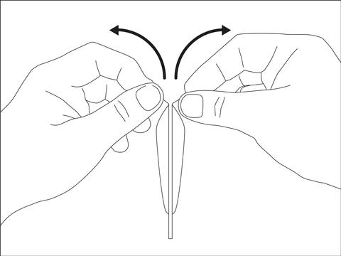 Illustration: Zäpfchenfolie auseinanderziehen